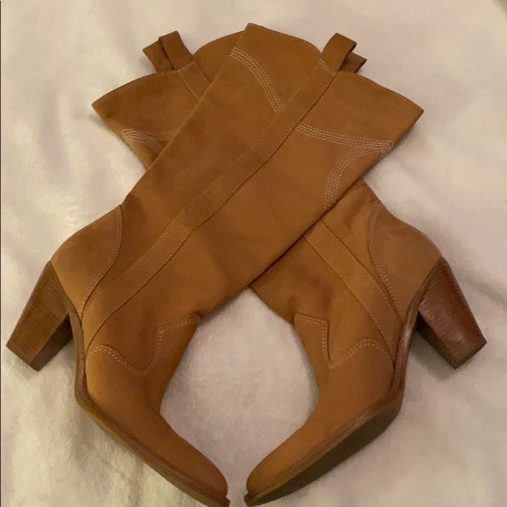 Cowgirl Boots Size 8